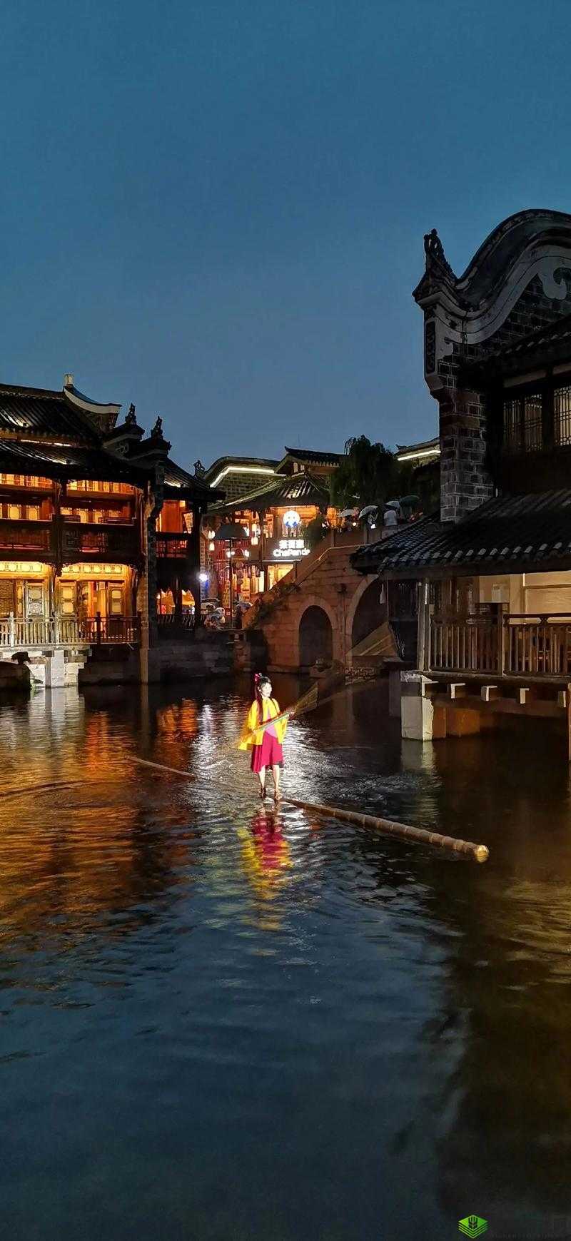 万寮灯火活动攻略：阴阳师如何玩转灯火璀璨的神秘之旅